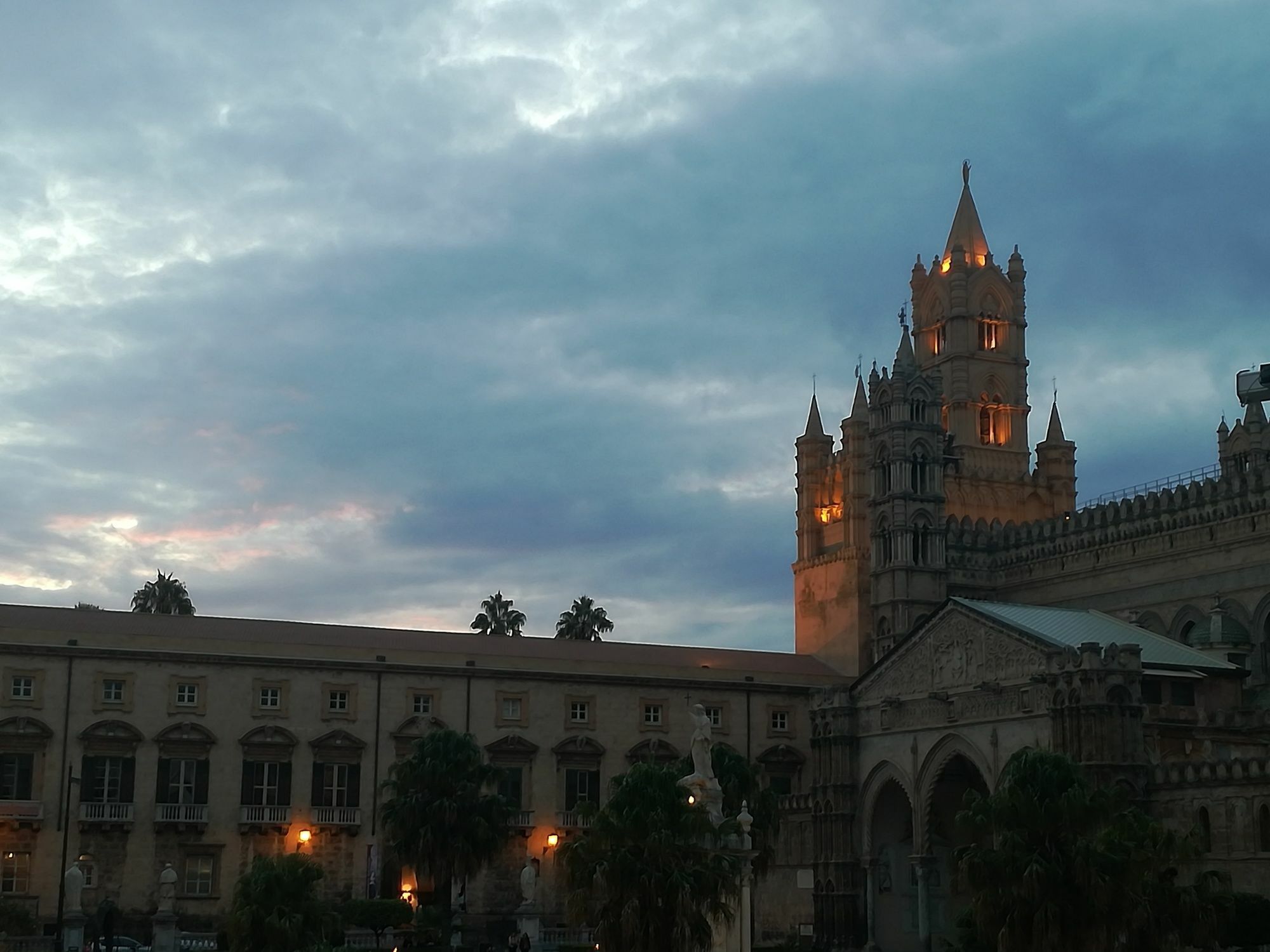 مبيت وإفطار باليرمو I Vicini Della Cattedrale المظهر الخارجي الصورة